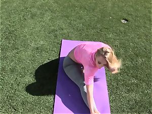 AJ Applegate outdoor yoga tear up